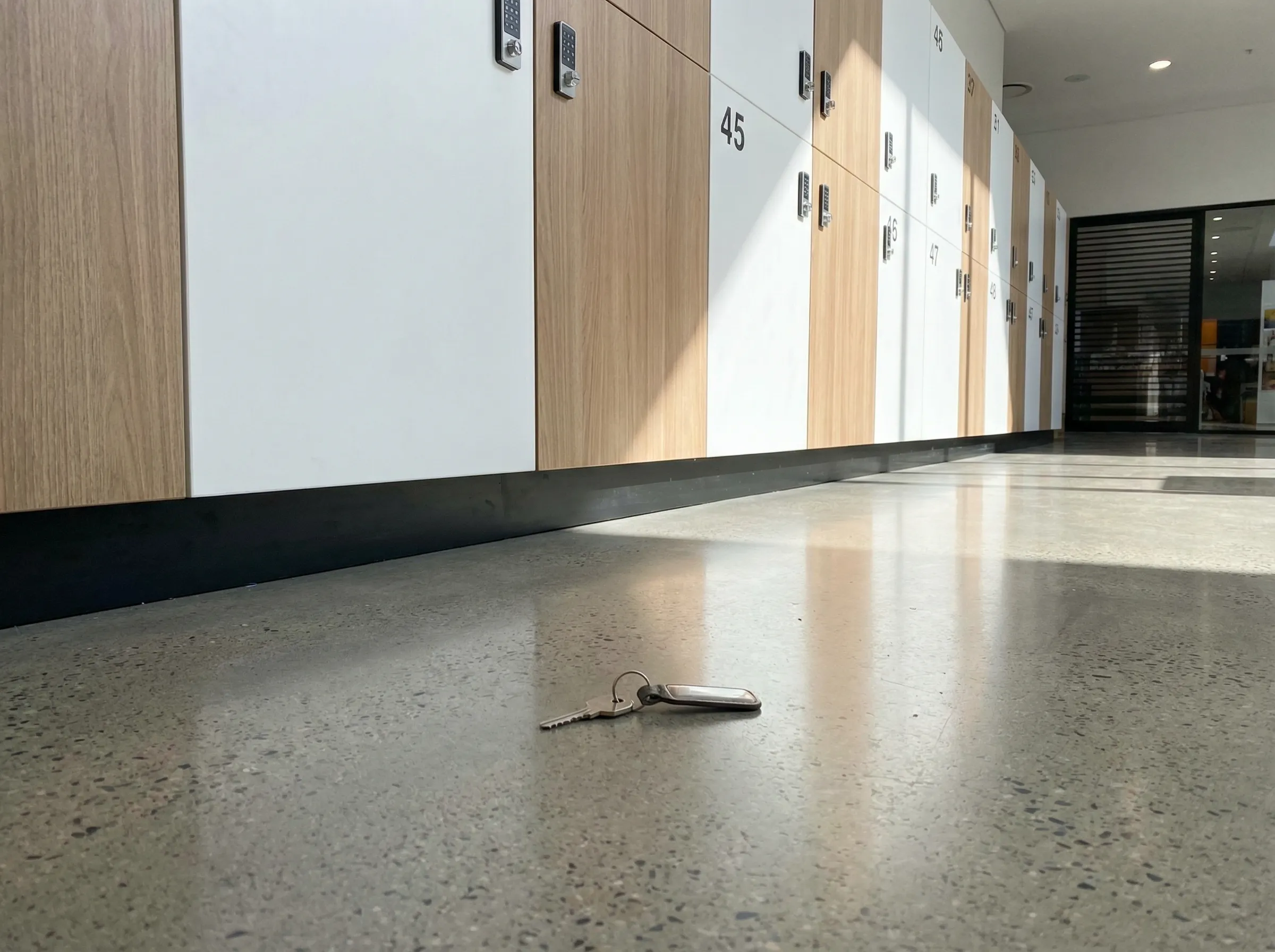 ロッカーの鍵がよく見つかる場所