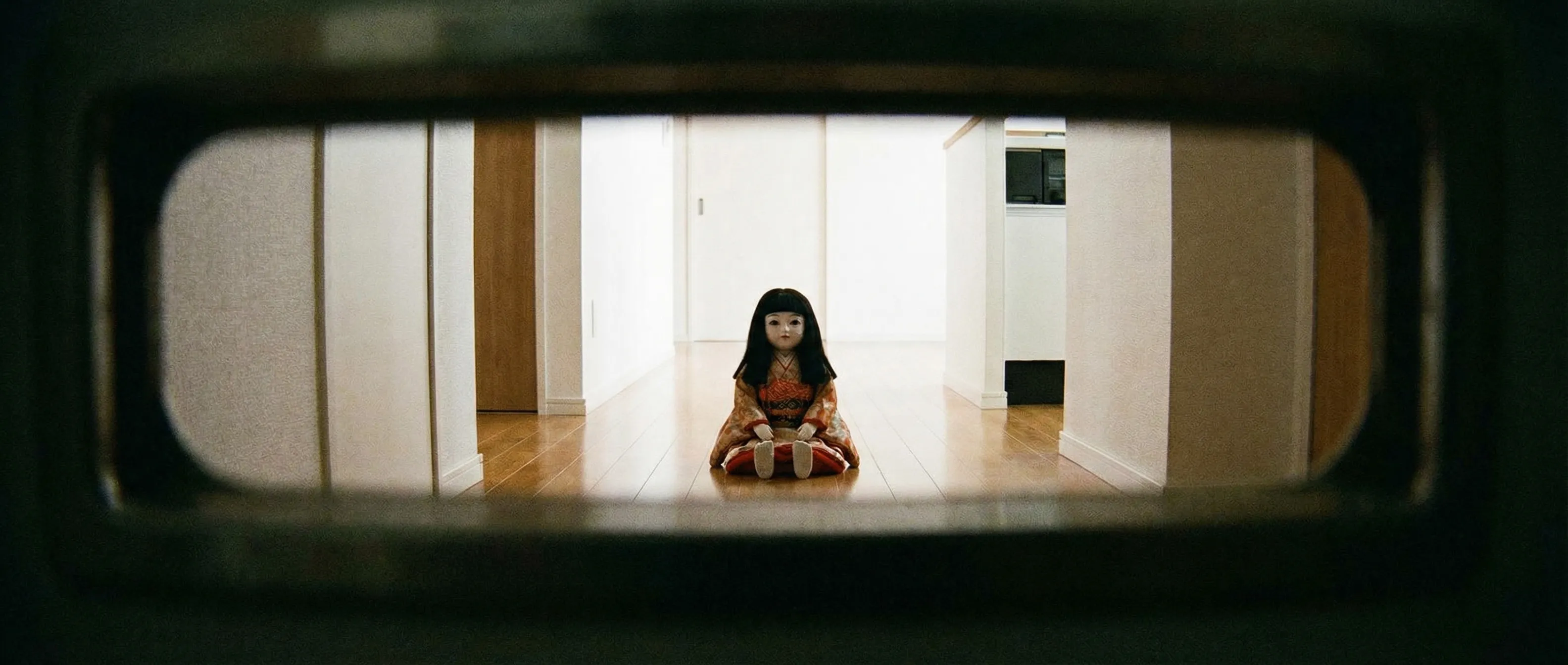 日本人形で防犯対策