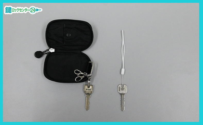 ストラップよりカラビナやキーホルダーがオススメ